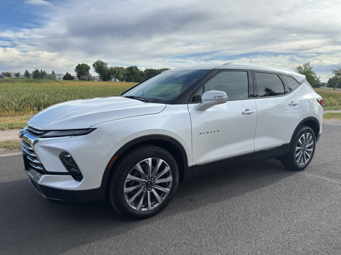 Used 2024 Chevrolet Blazer Premier w/ Enhanced Convenience Package image 3