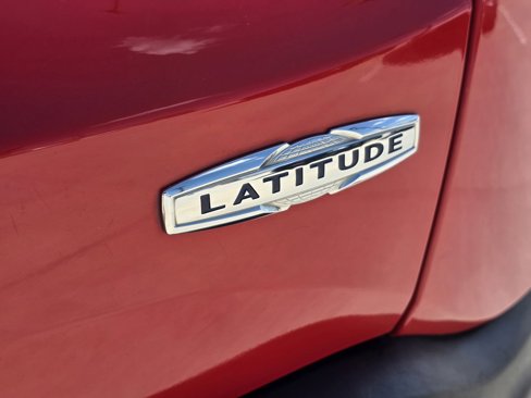 Used 2019 Jeep Renegade Latitude image 10