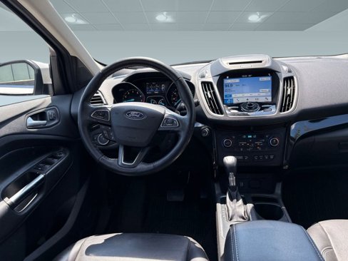 Used 2018 Ford Escape Titanium w/ Ford Safe & Smart Package image 25