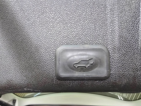 Used 2012 GMC Acadia SLE image 29