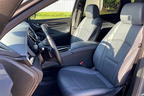 Used 2024 Buick Enclave Premium image 25