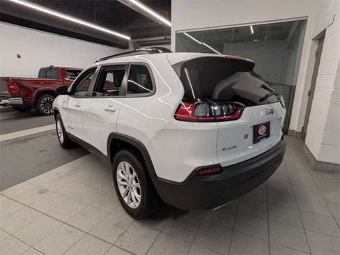 Used 2022 Jeep Cherokee Latitude Lux w/ Sun & Sound Group image 6