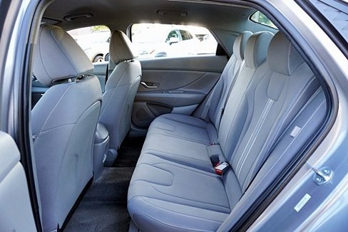 Certified 2024 Hyundai Elantra SEL image 15