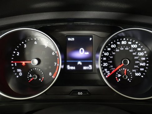 Used 2020 Volkswagen Tiguan S image 38