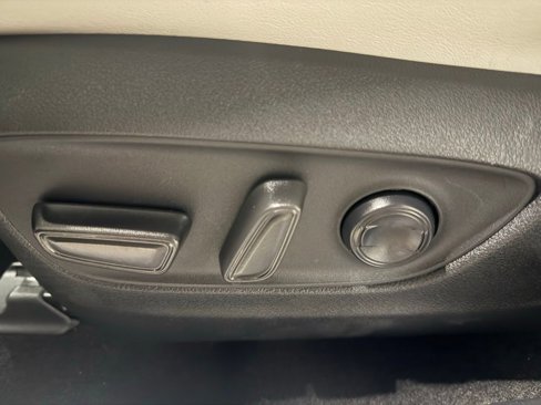 Used 2024 Toyota RAV4 XLE Premium image 14