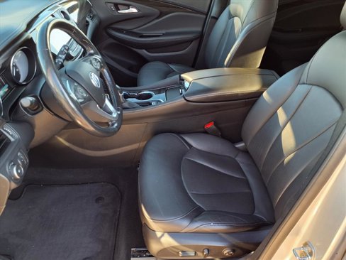 Used 2019 Buick Envision Essence image 5