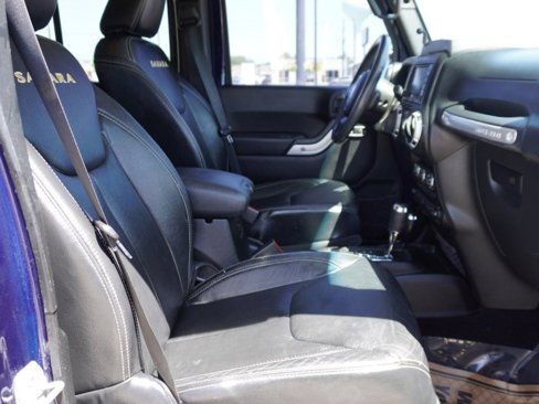 Used 2013 Jeep Wrangler Unlimited Sahara w/ Connectivity Group image 13