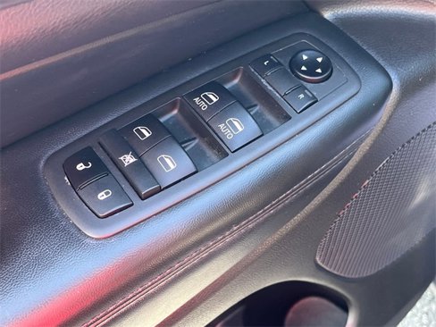 Used 2020 Jeep Grand Cherokee Laredo image 13