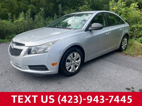 Used 2013 Chevrolet Cruze LS image 1