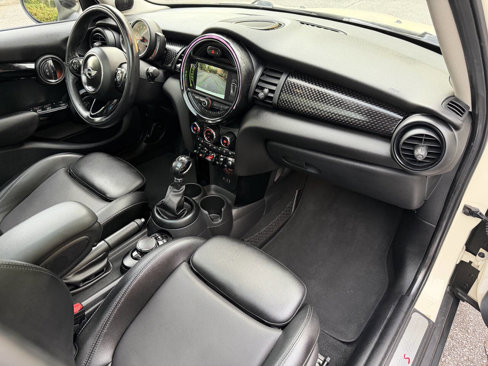 Used 2018 MINI Cooper S image 17