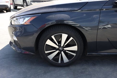 Used 2022 Nissan Altima 2.5 SV image 11