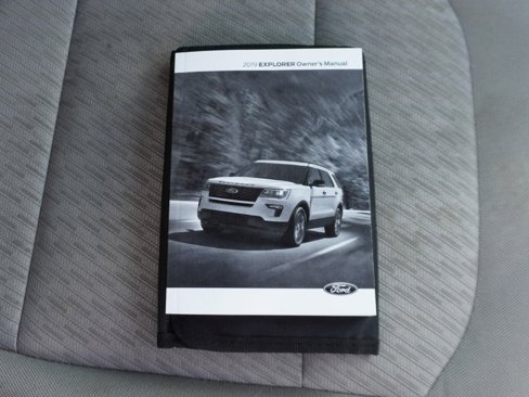 Used 2019 Ford Explorer FWD image 25