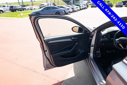 Certified 2023 Volkswagen Jetta Sport image 11
