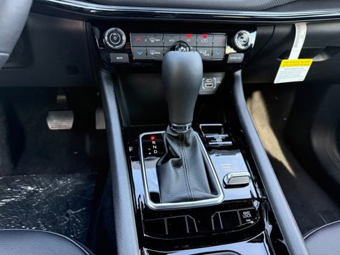 New 2026 Jeep Compass Limited image 4
