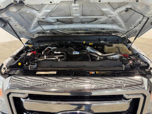 Used 2016 Ford F450 XLT w/ XLT Interior Package image 21