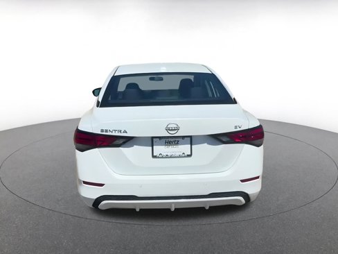 Used 2024 Nissan Sentra SV image 11