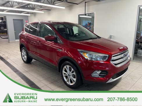 Used 2017 Ford Escape SE image 1