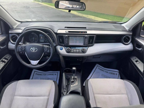 Used 2017 Toyota RAV4 XLE image 13
