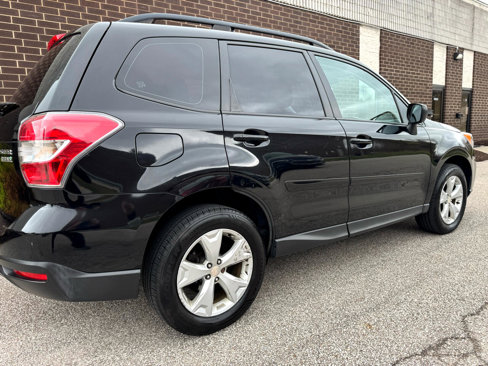 Used 2016 Subaru Forester 2.5i w/ Alloy Wheel Package image 29