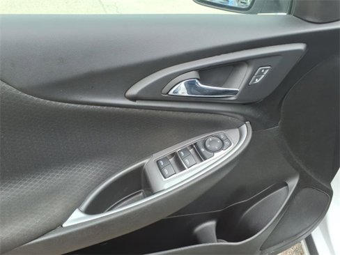 Used 2023 Chevrolet Malibu LT image 10
