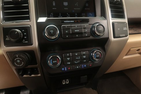 Used 2019 Ford F150 Lariat image 65