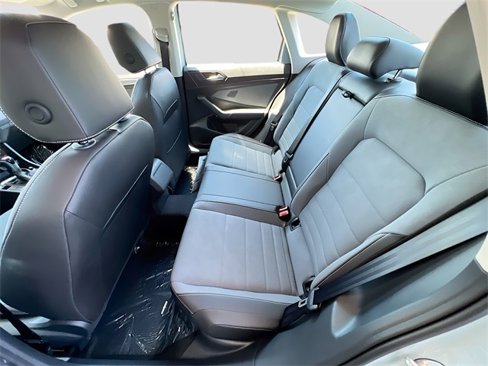 New 2025 Volkswagen Jetta SE image 24