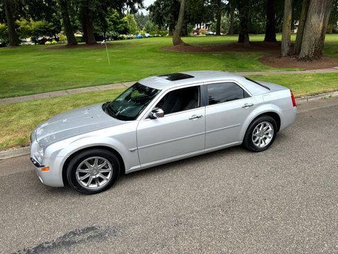 Used 2006 Chrysler 300 C w/ Navigation & Sound Group II image 10