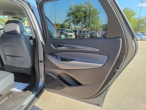 Used 2019 Buick Enclave Essence image 15