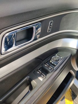 Used 2016 Ford Explorer XLT image 22