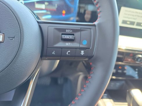 New 2025 Nissan Kicks SR image 28