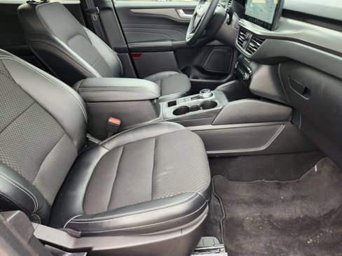 Certified 2023 Ford Escape SE image 13