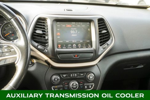 Used 2015 Jeep Cherokee Limited image 10