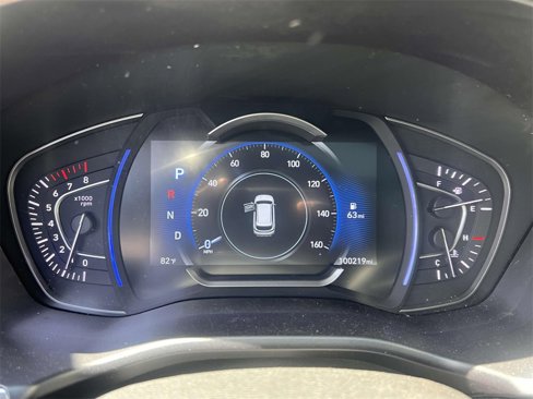 Used 2020 Hyundai Santa Fe Limited image 25