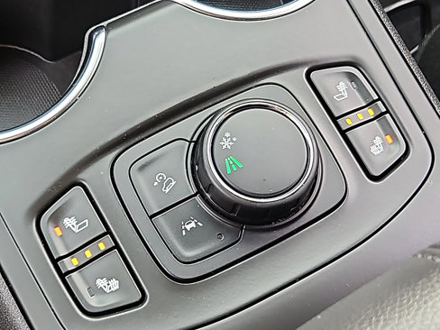 Certified 2022 GMC Terrain SLE w/ Driver Convenience Package image 24