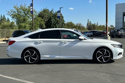 Used 2019 Honda Accord Sport image 8