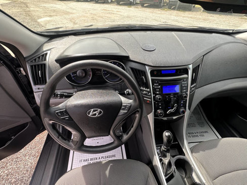 Used 2013 Hyundai Sonata GLS w/ Popular Equipment Pkg image 11