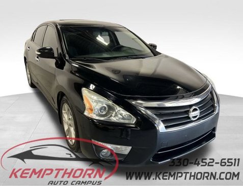 Used 2014 Nissan Altima 2.5 SV image 1