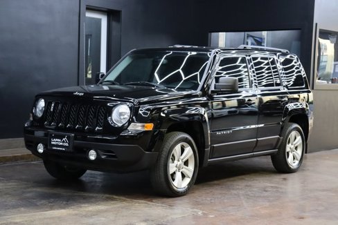 Used 2014 Jeep Patriot Latitude image 1