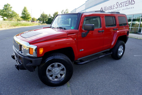 Used 2007 HUMMER H3 Luxury image 3
