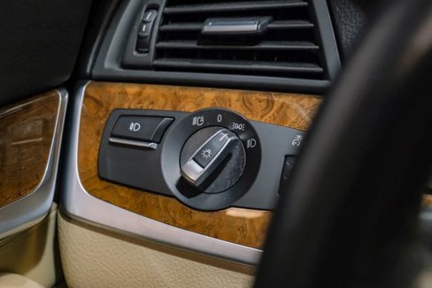 Used 2011 BMW 535i Sedan image 38