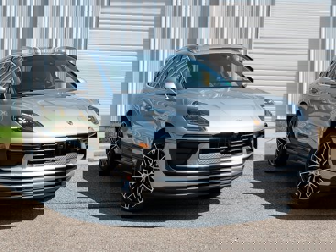 New 2025 Porsche Macan image 9