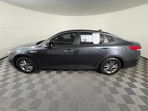 Used 2019 Kia Optima LX image 4
