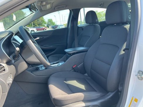 Used 2023 Chevrolet Malibu LT w/ Driver Confidence Package image 13