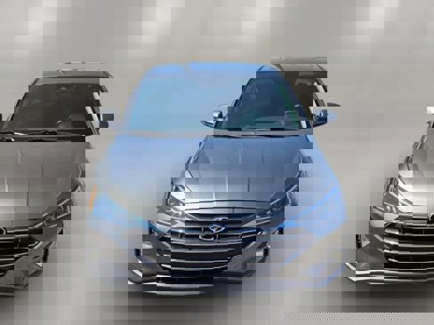 Used 2019 Hyundai Elantra SEL image 2