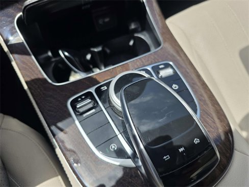 Certified 2020 Mercedes-Benz E 350 Sedan w/ Premium Package image 15