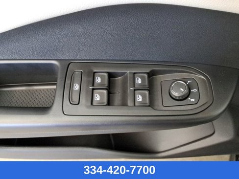 New 2025 Volkswagen Taos S image 18