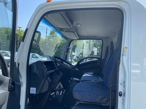 New 2025 Isuzu NPR image 14