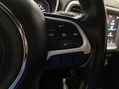 Used 2019 Jeep Compass High Altitude image 17