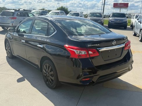 Used 2019 Nissan Sentra S image 8