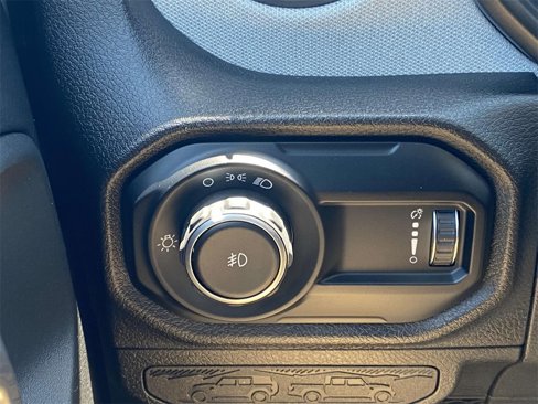 Used 2024 Jeep Wrangler Sport image 32